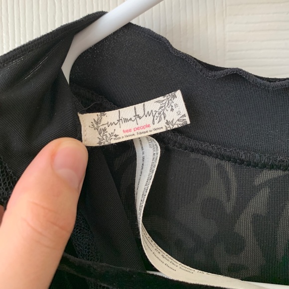 Intimately free people mesh polka dot velvet desss - Picture 4 of 4